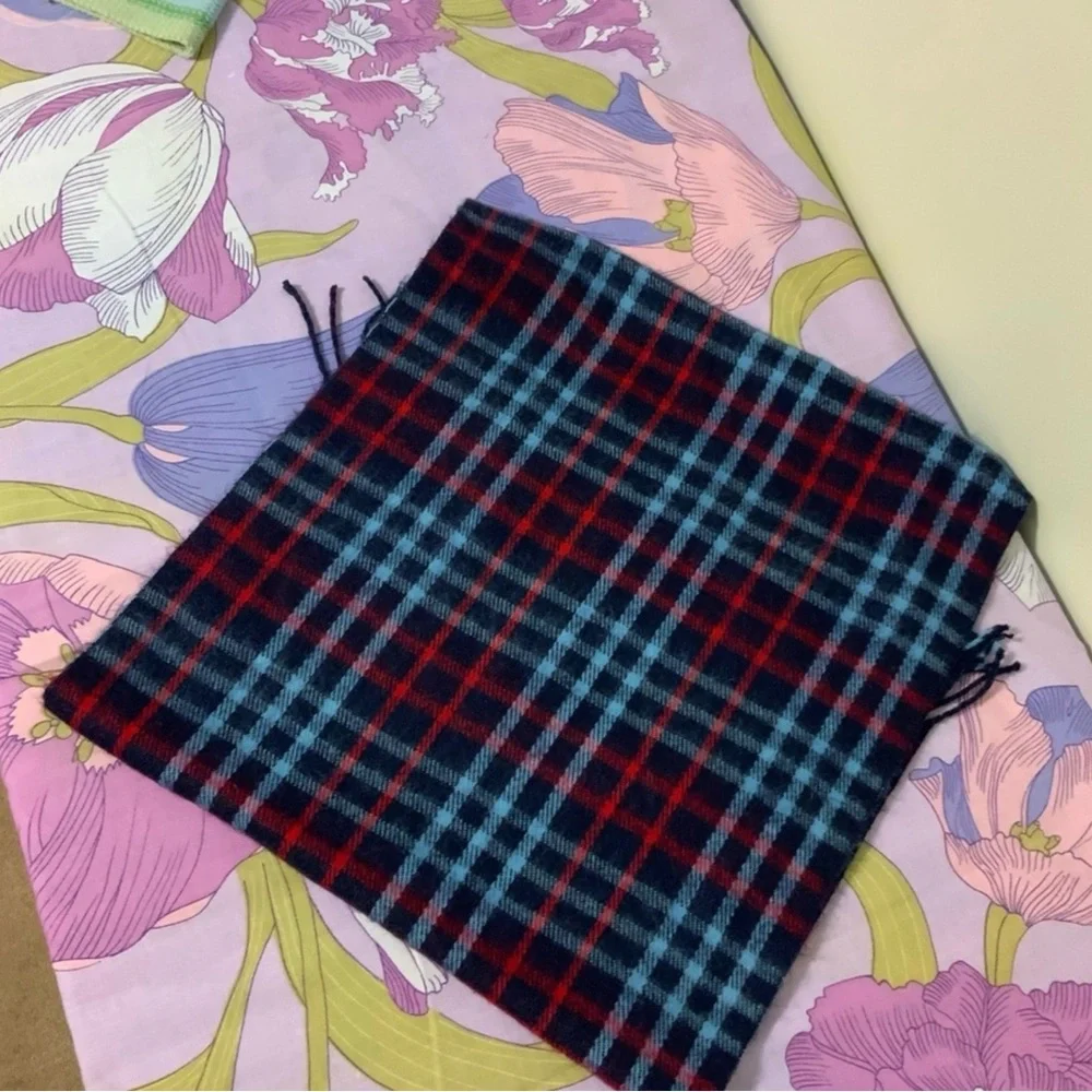 NWOT A.Santoni Knit Blue/Red Plaid Scarf Unisex Size 56X16